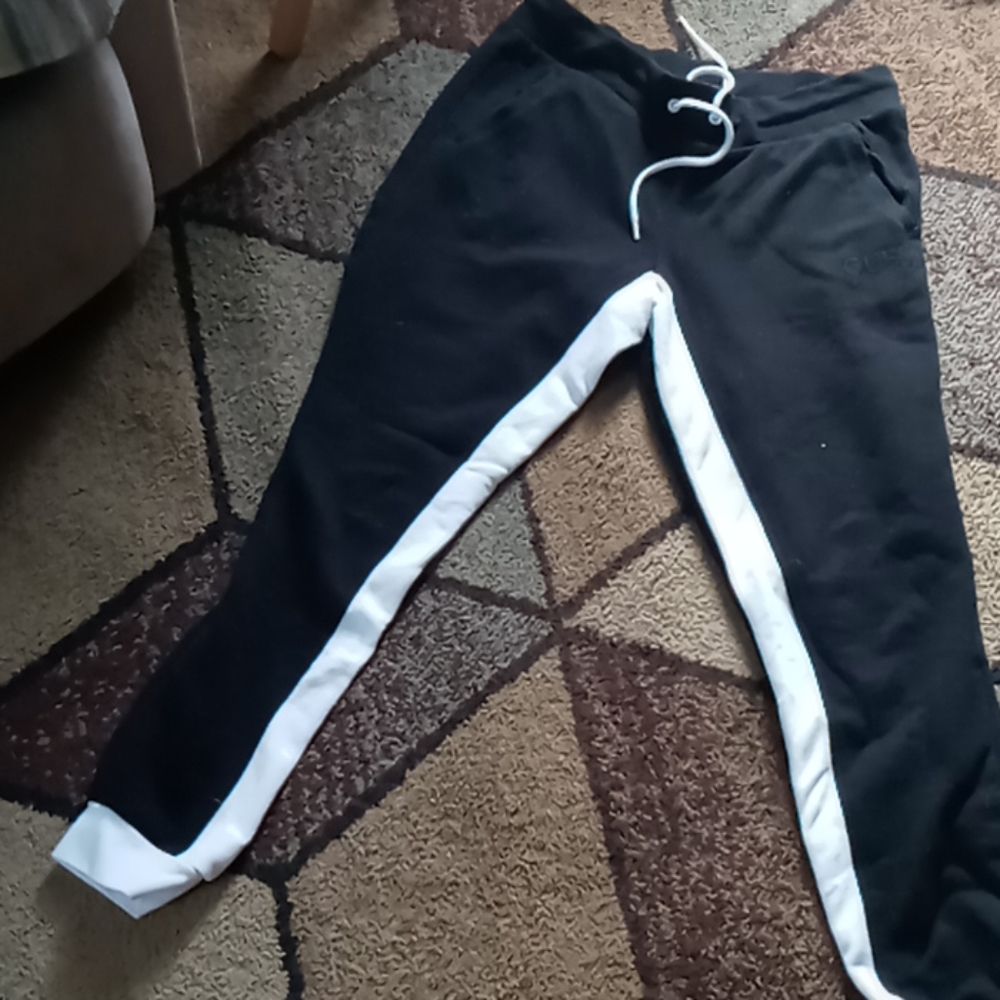 Sweat pants